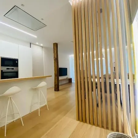 Atseden Aire Condicionado - Opcion A Parking - דירה *